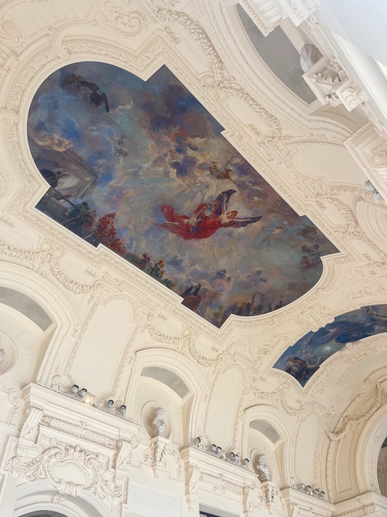 another feature painting on the ceiling